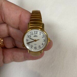 Timex Light Stainless Steel Stretch Gold Water Resist White Quartz Wrist